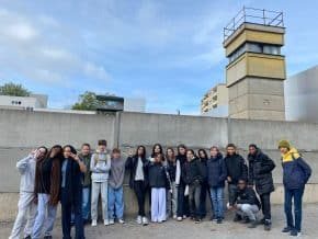 signal-2025-10-21-164301_023